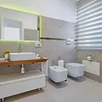 Dedalo, Direct Sea Access Villa