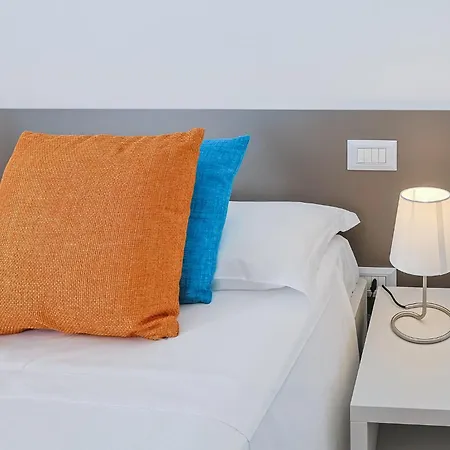 Dedalo, Direct Sea Access Villa