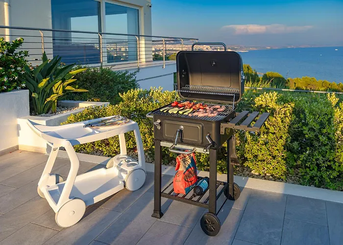 Willa Dedalo, Direct Sea Access