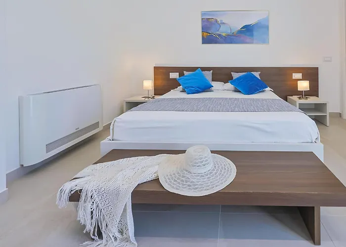Dedalo, Direct Sea Access Villa Sciacca