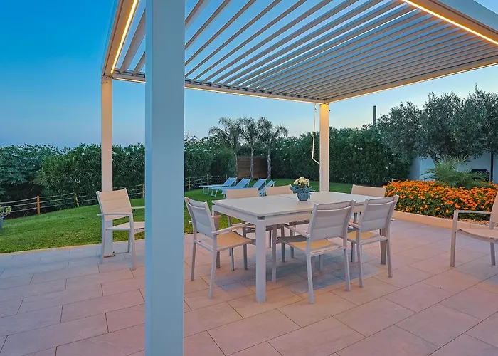 Dedalo, Direct Sea Access Villa *