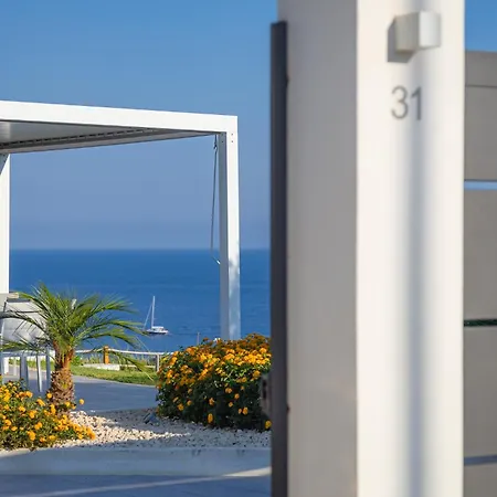 Dedalo, Direct Sea Access