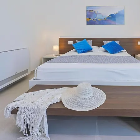 Dedalo, Direct Sea Access Villa Sciacca