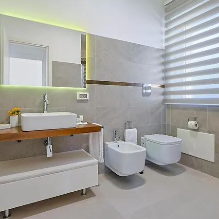 Dedalo, Direct Sea Access Villa
