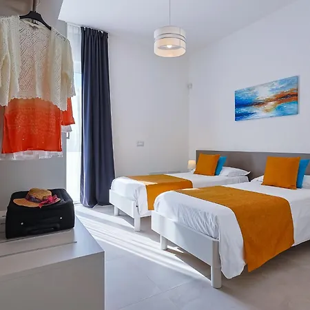 Dedalo, Direct Sea Access *