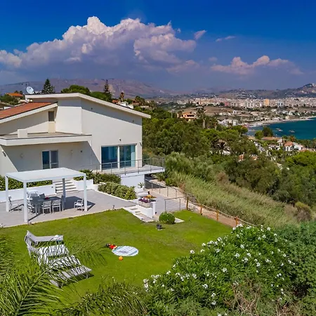 Dedalo, Direct Sea Access Villa