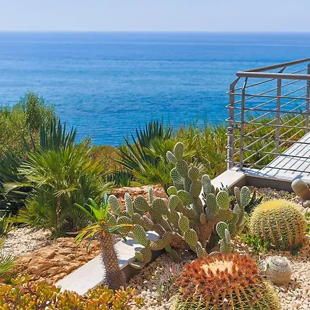 Dedalo, Direct Sea Access Villa *